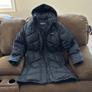 Patagonia Women's Dark Puffer Coat